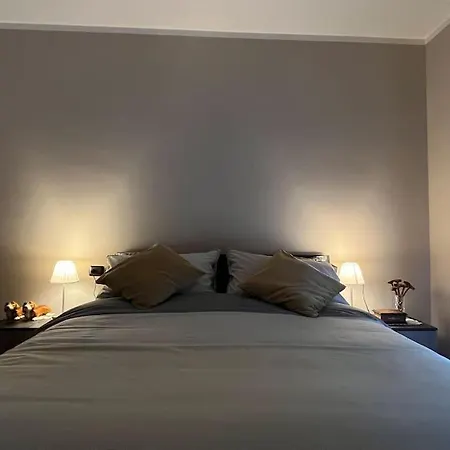 To Florence Apartment