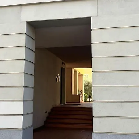 Apartment To Florence